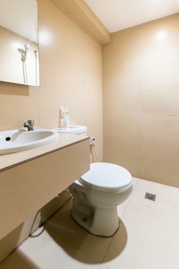 Oyo 191 Paradise Apartelle Hotel Manila Exterior photo